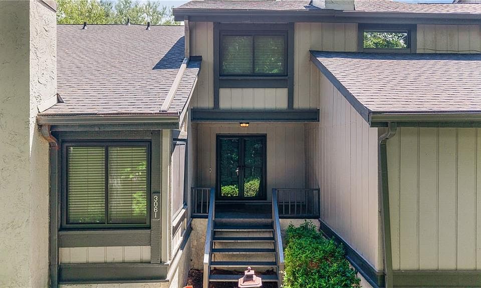 1st image of 3061 Balearic Dr SE