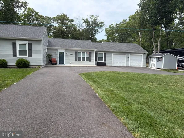 2420 Sunset Ave, Williamstown, NJ 08094