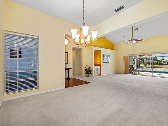 5th image of 2368 SW Danforth Circle