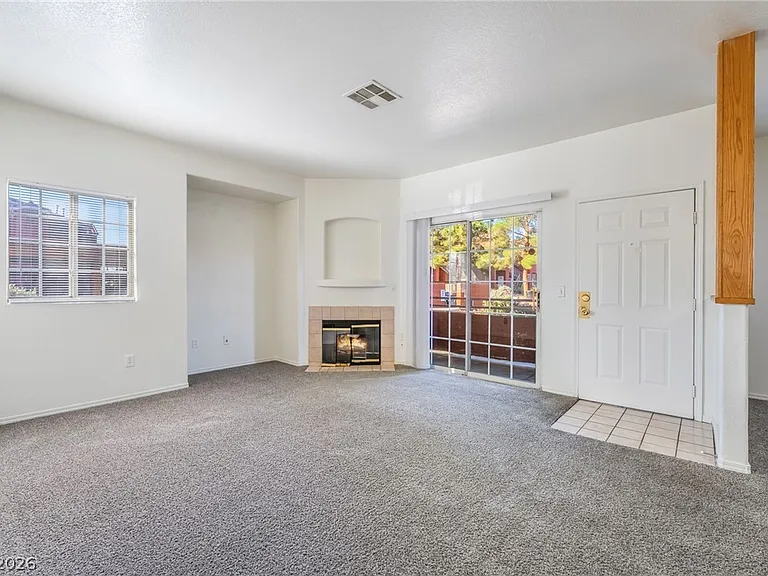 4730 E Craig Rd #1034 — Photo 4