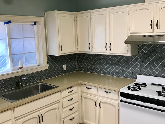 4th image of 414 W Jefferson St