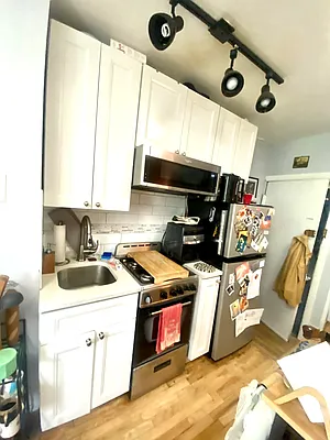 Rented by The Gonzalez Property Group LLC | media 6