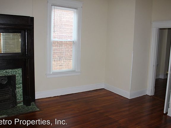 3rd image of 2331 W Grace St APT 4