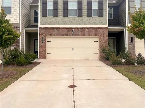 3637 Prospect Point Dr, Oakwood, GA 30566