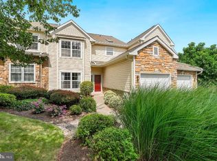 127 Canterbury Ln, Blue Bell, PA 19422