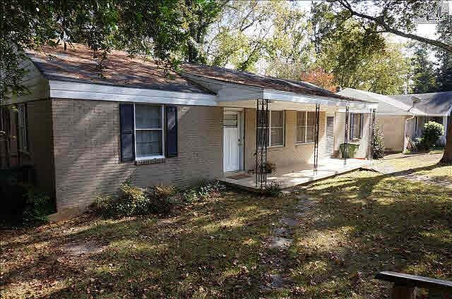 1st image of 720 Deerwood St APT A