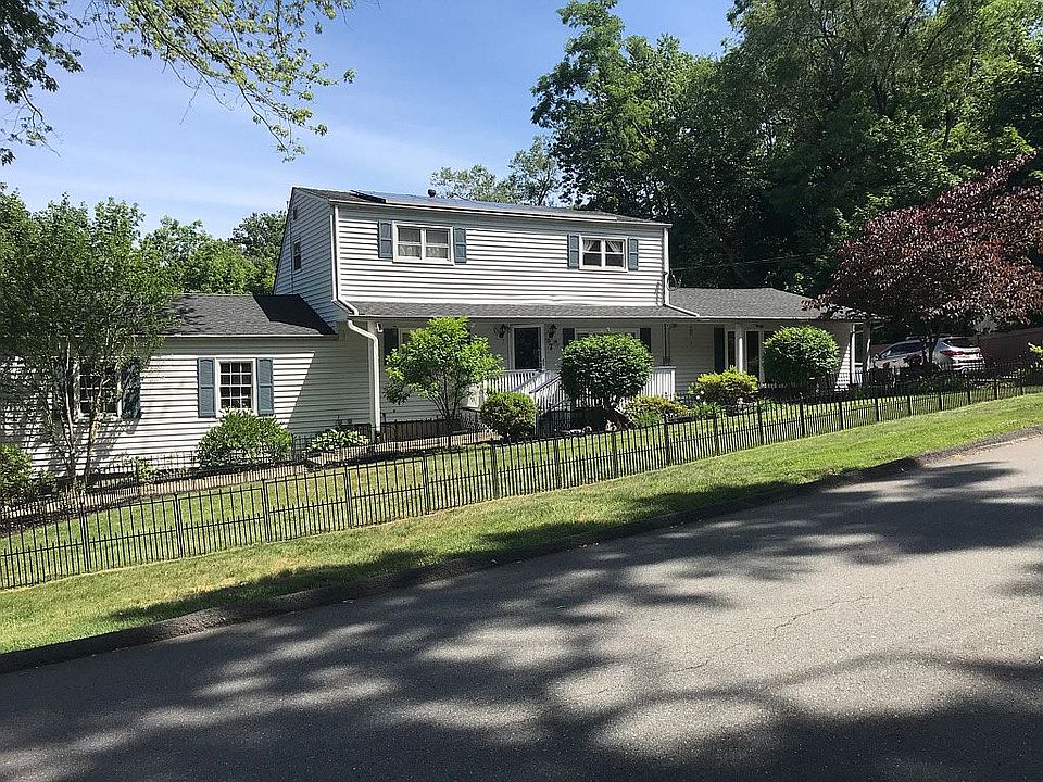 1st image of 7 Badger St