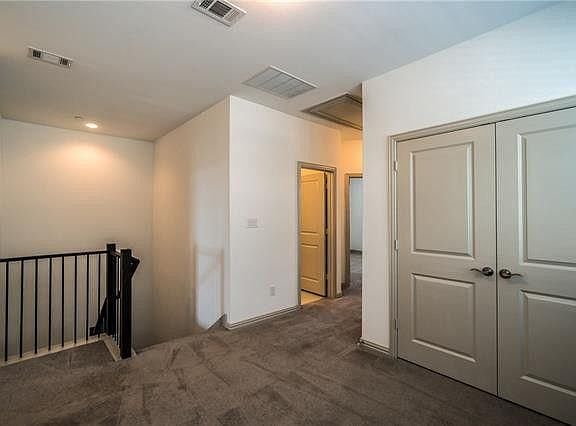 Game/Extra Living Room & Laundry