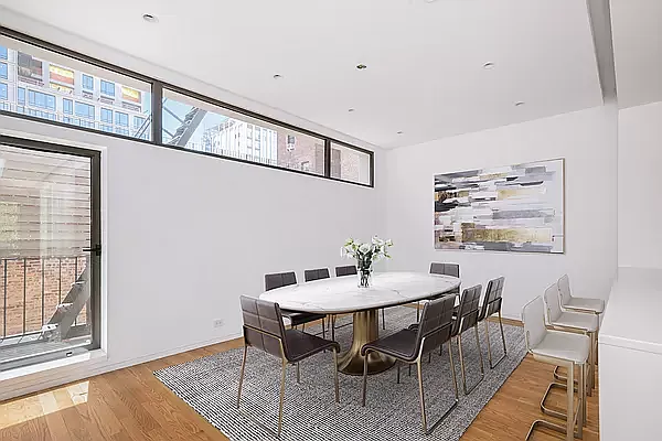 Rented by Compass | media 26