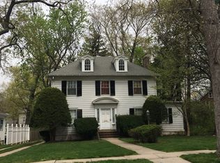 208 W 5th Ave, Roselle, NJ 07203