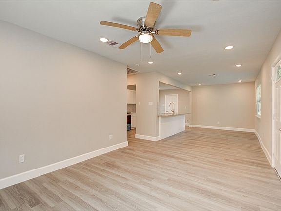 5th image of 6214 Heron Dr