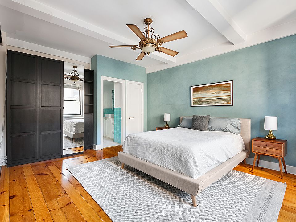 1st image of 20 W 72nd St #504