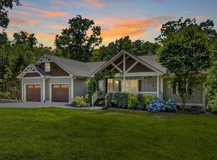 362 Meadow Cir, Ellijay, GA 30540