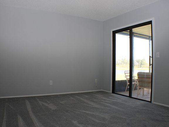5th image of 2368 SE Breckenridge Cir