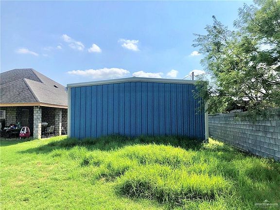 4th image of 8005 Alicia Dr
