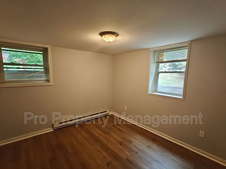 14 Edgewood Rd #1 — Photo 8