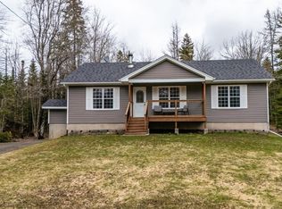 40 Burgess Rd, East Hants, NS B0N1P0
