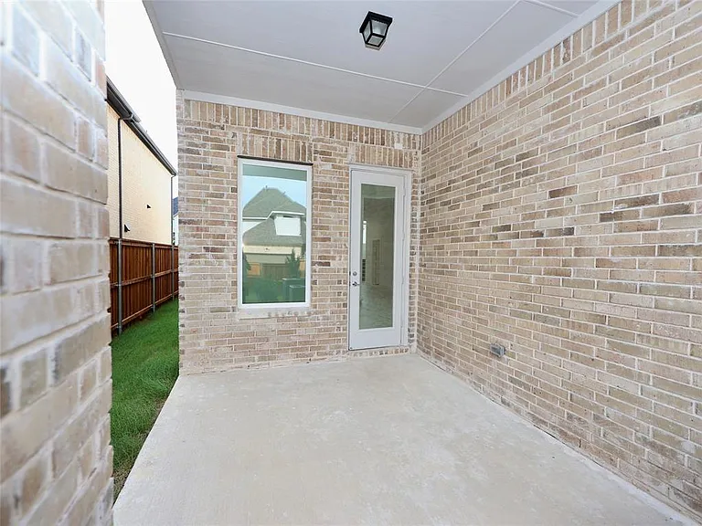 15579 Fringe Tree Rd — Photo 33