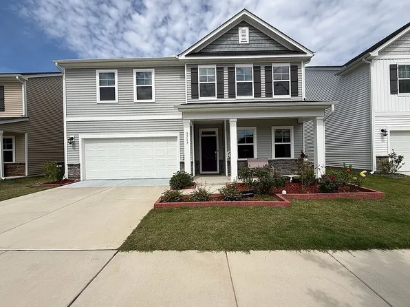 3717 Mason Bluff Dr, Raleigh, NC 27616