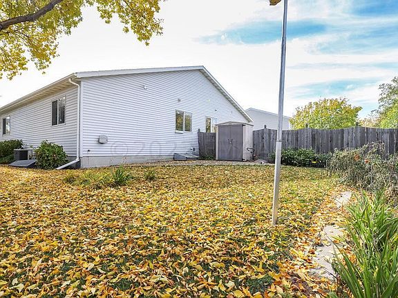 4th image of 1408 14 1/2 Ave E