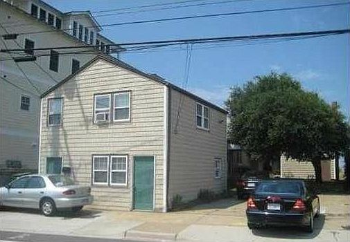 1st image of 630 W Ocean View Ave APT C