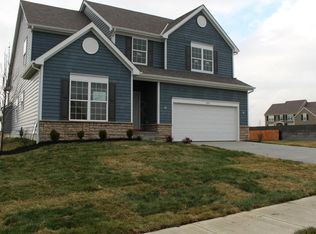 209 Warbler Ct, Pickerington, OH