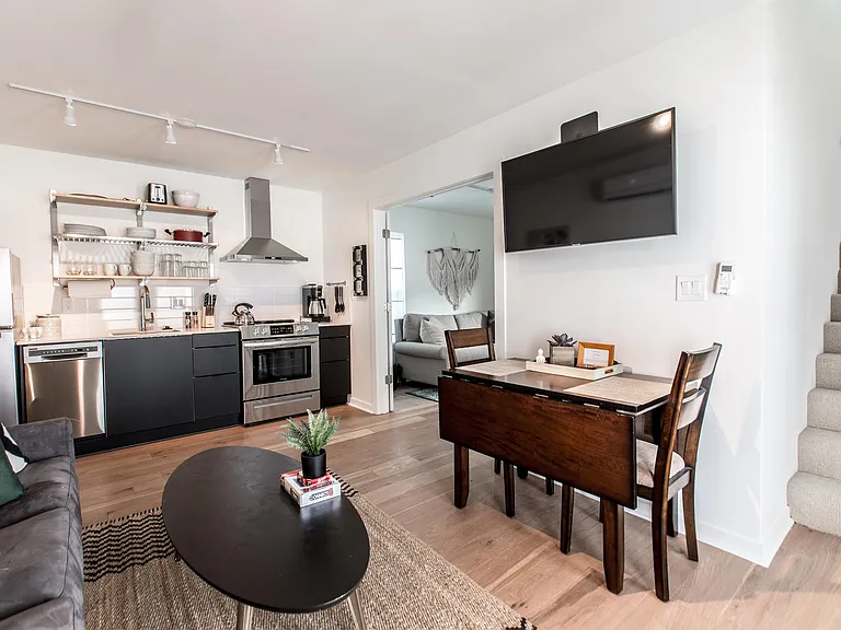 60 E 32nd St #1 — Photo 16