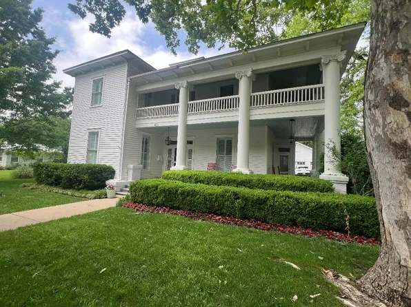 611 E Franklin St, Hillsboro, TX 76645