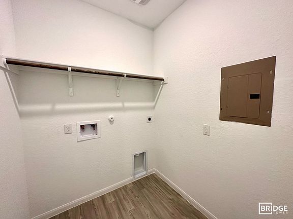 5th image of 1216 Treehouse Ln