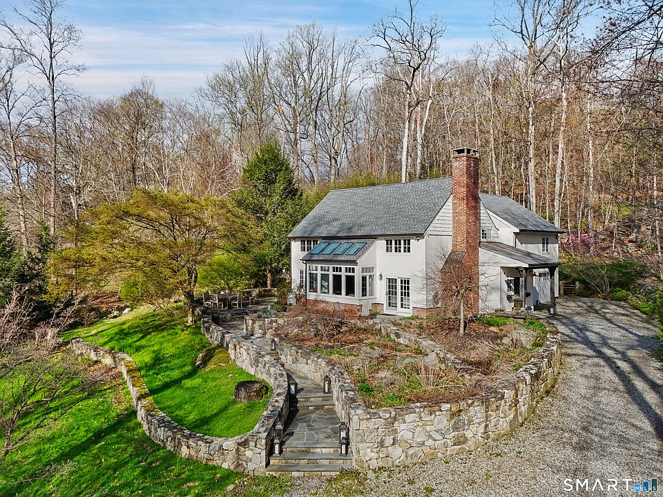 1st image of 80 Old Long Ridge Road