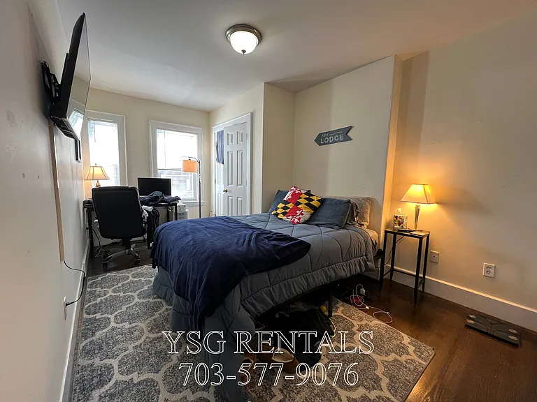 237 Everett St #237 — Photo 21