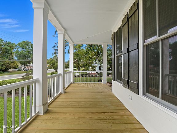 2nd image of 111 Stonewall Lane