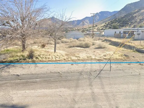 4108 Goat Ranch Rd, Lake Isabella, CA 93240