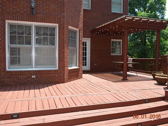 3rd image of 156 Glen Eagle Way