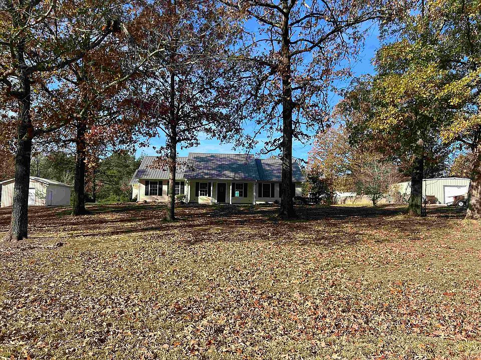 1st image of 114 Deerfield Dr