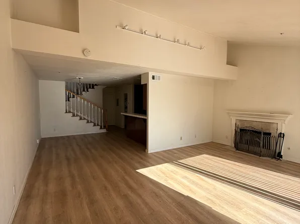 4264 Carpinteria Ave APT 5, Carpinteria, CA 93013