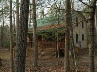 12 Comfort Ln, Morganton, GA 30560