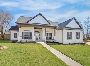 5437 Edgewater Ct, Willis, TX 77318