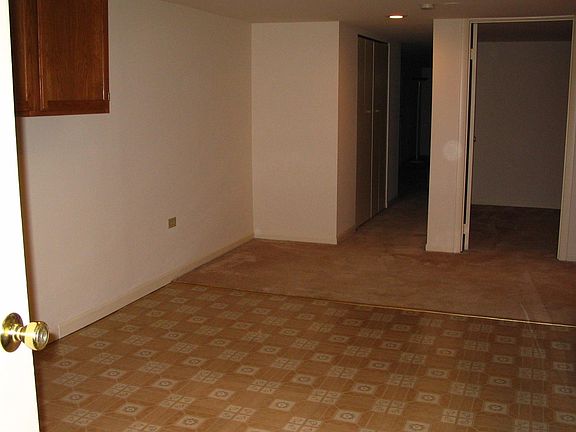 5th image of 3018 N Clybourn Ave #F