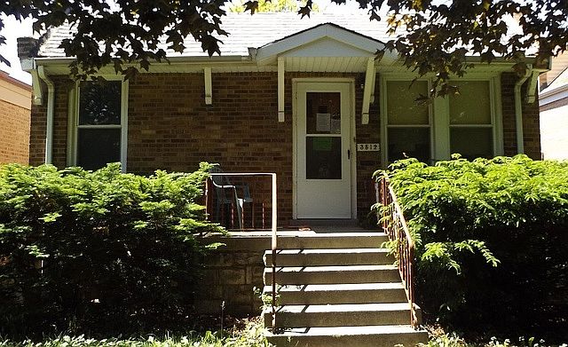 1st image of 3512 Elmwood Ave