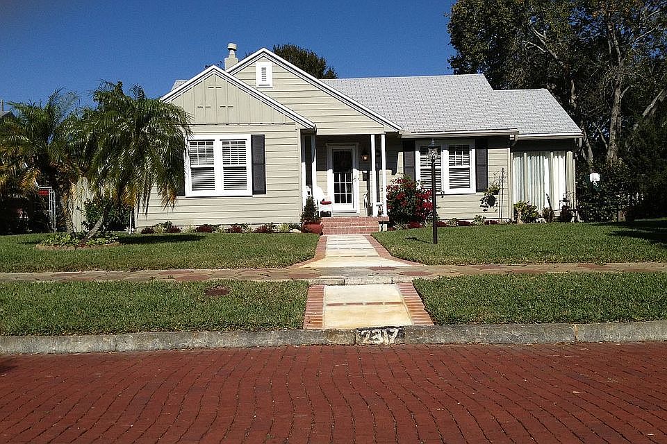 1st image of 2317 7th Ave N