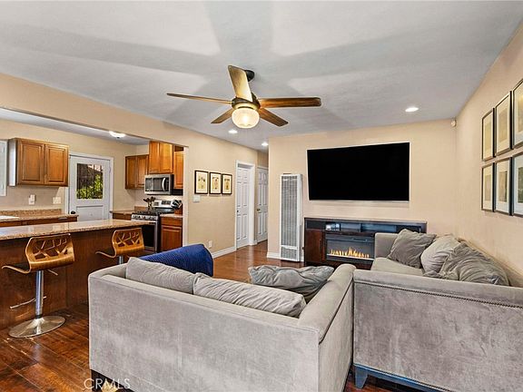 4th image of 1458 E 215th Pl