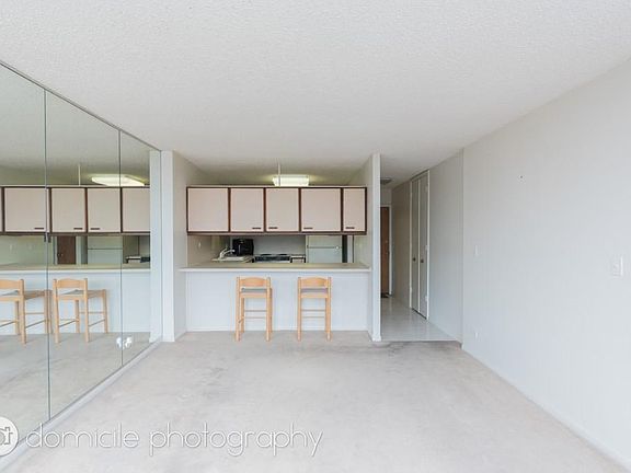 5th image of 2754 N Hampden Ct #17O7