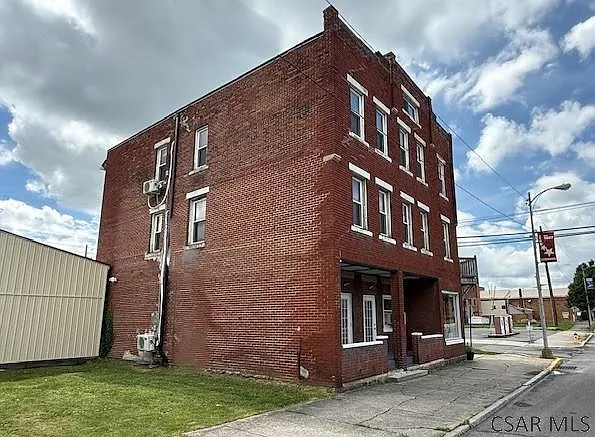 1800 Graham Ave #3 — Photo 21