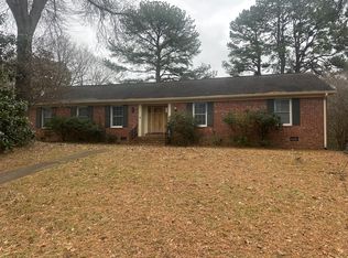 220 Hermitage Pl, Jackson, TN 38305