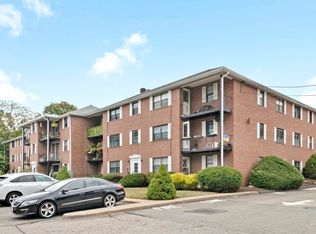 360 Neponset St UNIT 503, Canton, MA 02021