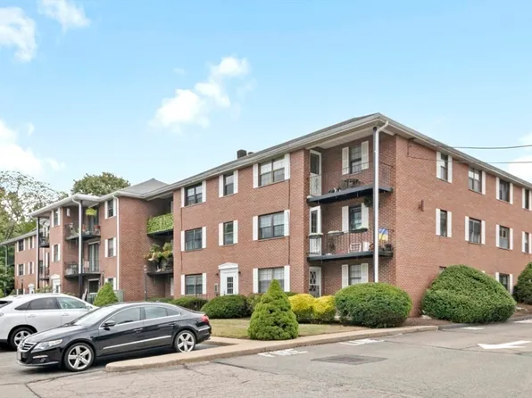 360 Neponset St Unit 503, Canton, MA 02021