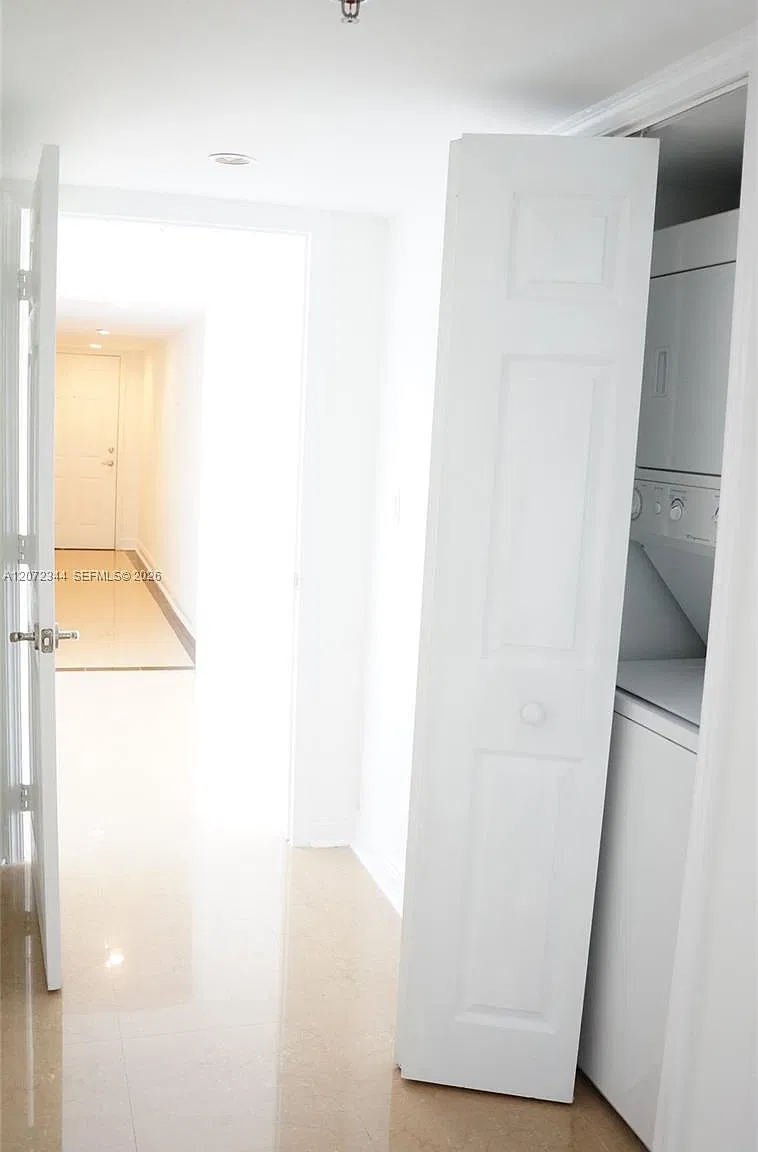 2 bed, 1375 sqft, $3,600 — Photo 3