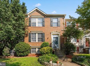 6201 Bella Dr, Centreville, VA 20121