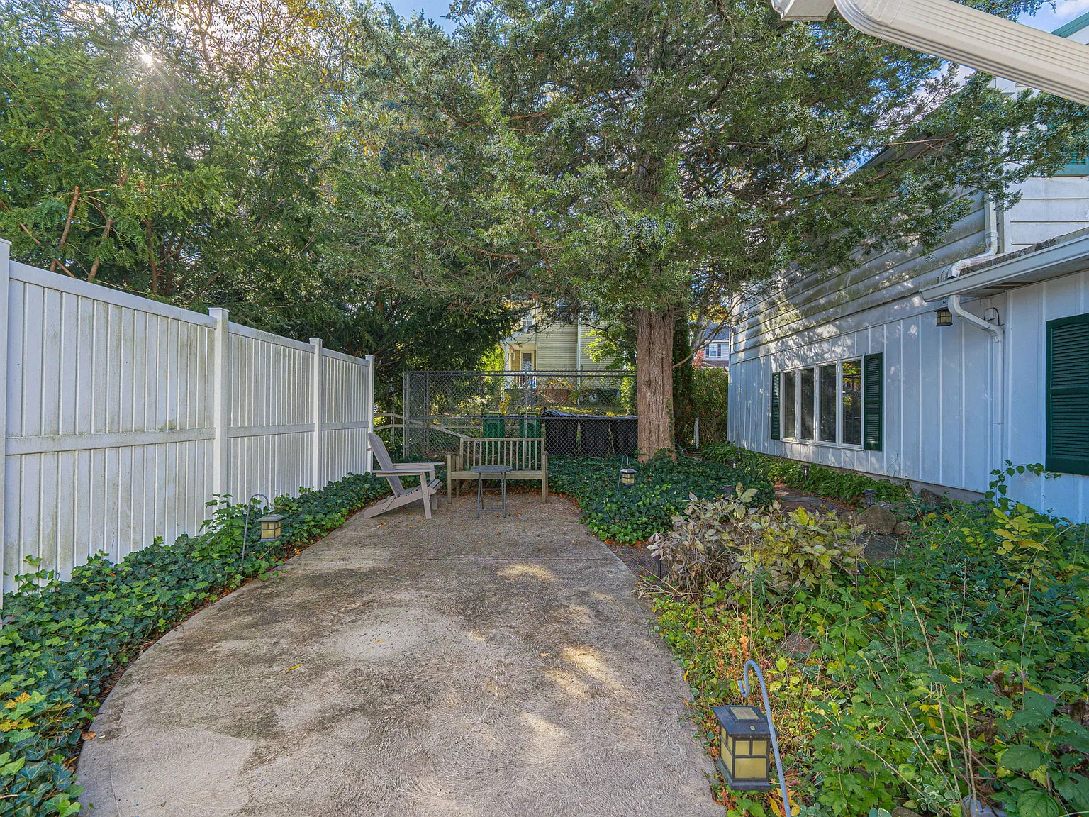 3 bed, 1922 sqft, $3,000 — Photo 4